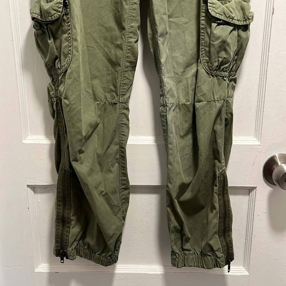 American Eagle Pants - Picture 3 of 16